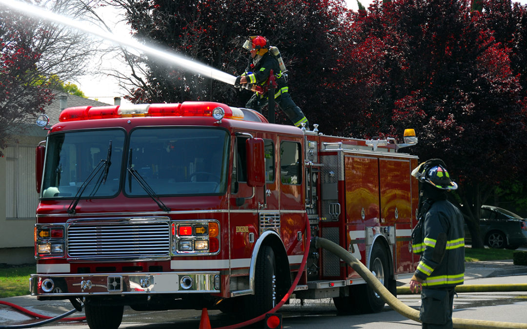Boscola anuncia la concesión de 366.603 $ a las compañías de bomberos y a los proveedores de servicios médicos de urgencia del 18º Distrito